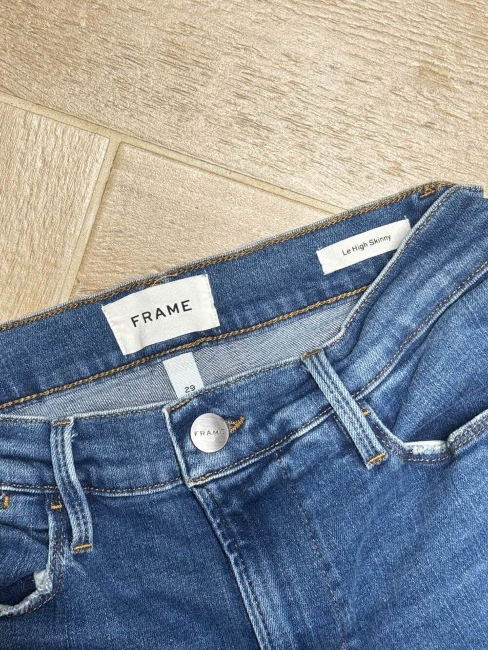 FRAME Le High Skinny Distressed Jeans Womens Size 29